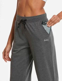 Baleaf Evergreen Cotton Cropped Sweatpants^Women Capris