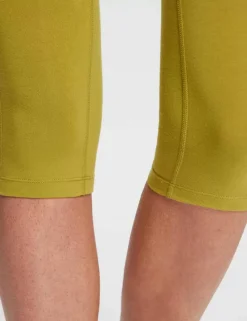 Baleaf Evergreen Cotton Pocketed Capris^Women Knee-Length