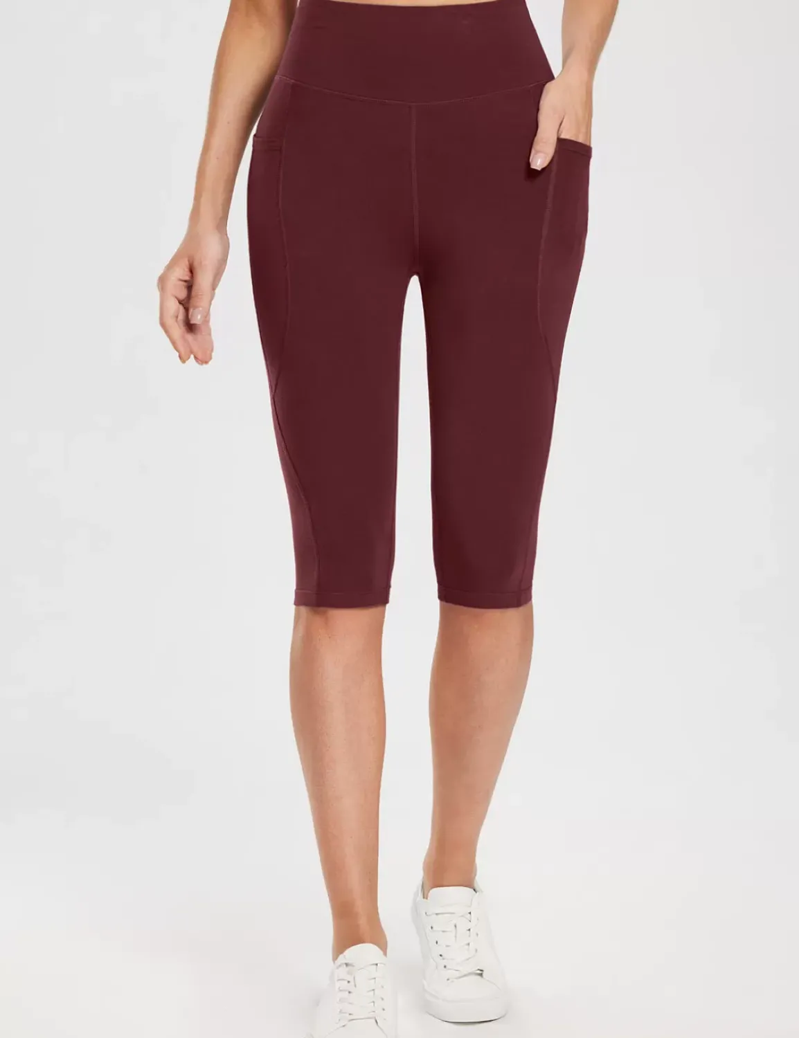 Baleaf Evergreen Knee-Length Pocketed Capris^Women Shorts & Underwear