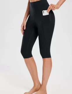 Baleaf Evergreen Knee-Length Pocketed Capris^Women Capris
