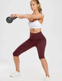 Baleaf Evergreen Knee-Length Pocketed Capris^Women Capris