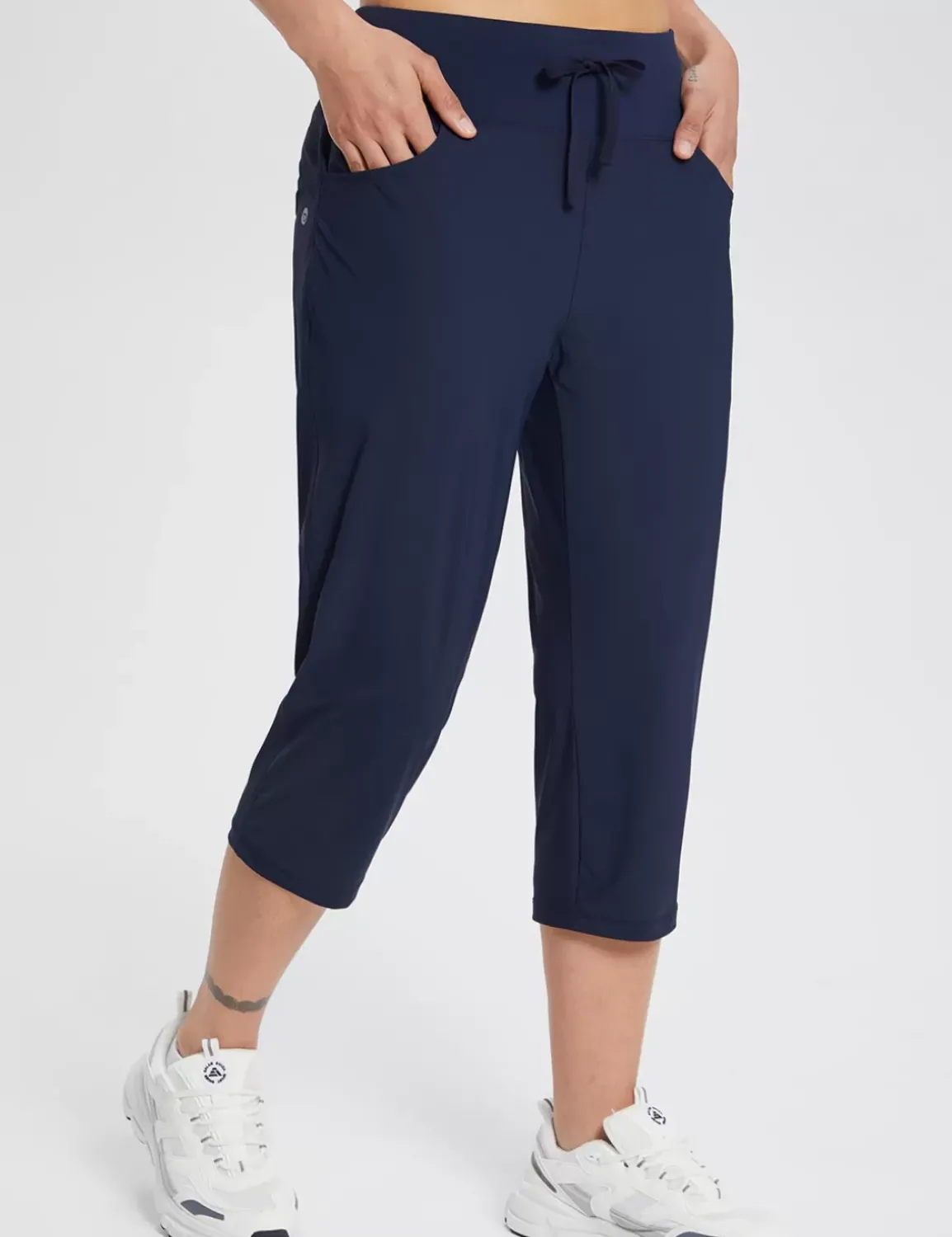 Baleaf Flyleaf Drawstring Capri (Plus Size)^Women Capris