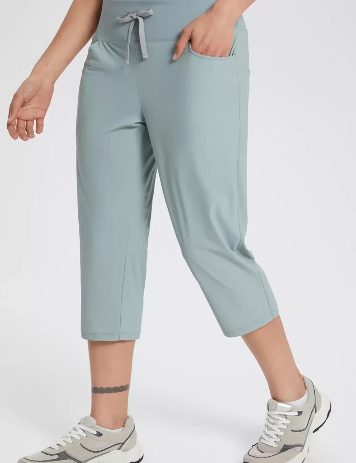 Baleaf Flyleaf Drawstring Capri (Plus Size)^Women Capris