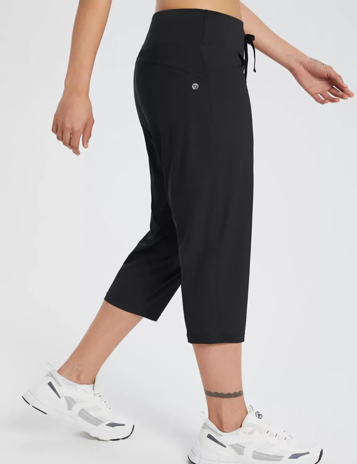 Baleaf Flyleaf Drawstring Capri (Plus Size)^Women Capris