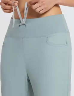 Baleaf Flyleaf Drawstring Capri (Plus Size)^Women Capris