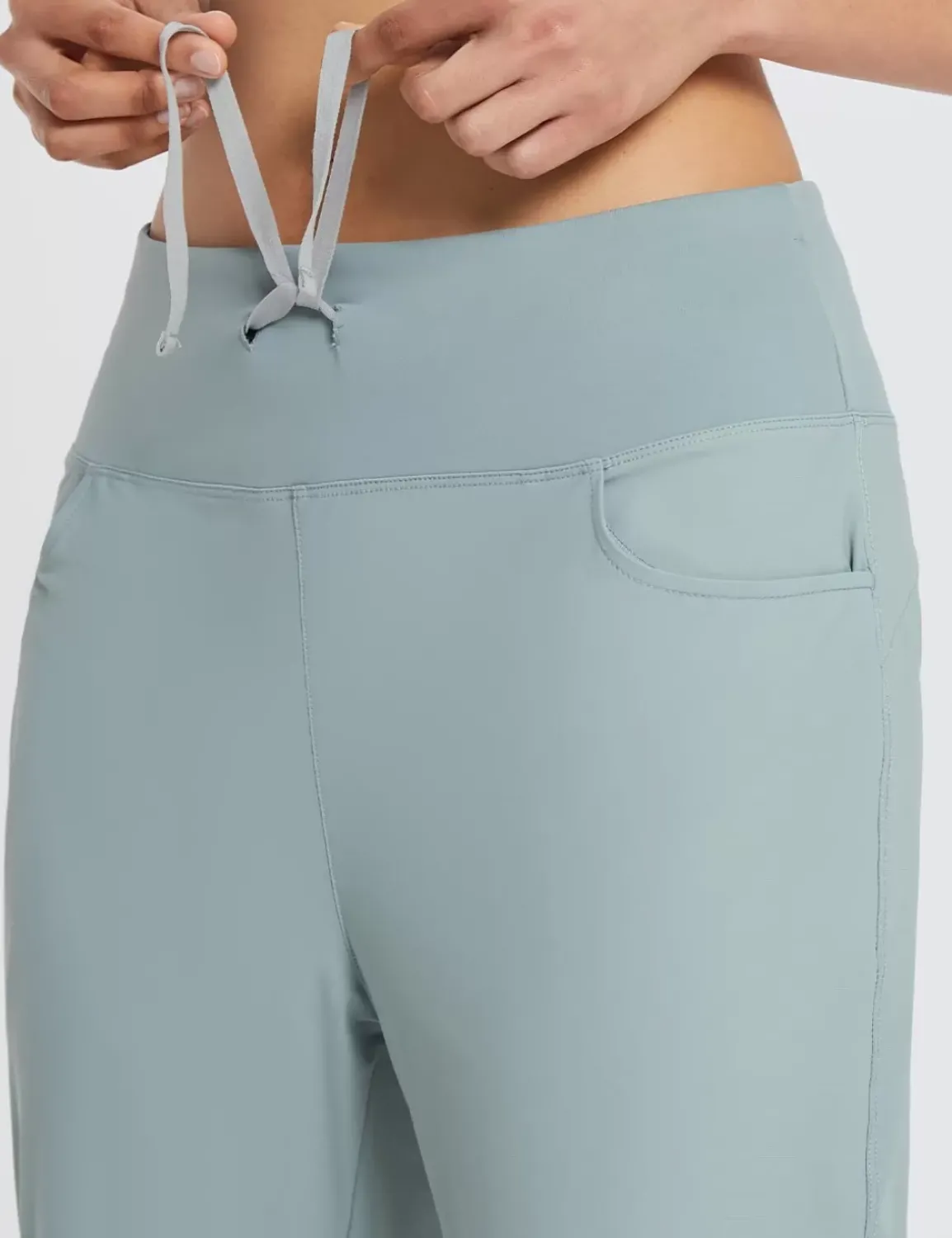 Baleaf Flyleaf Drawstring Capri (Plus Size)^Women Capris