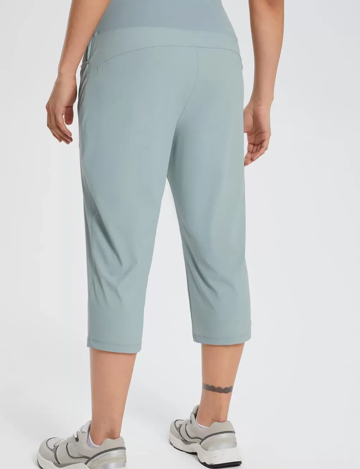 Baleaf Flyleaf Drawstring Capri (Plus Size)^Women Capris