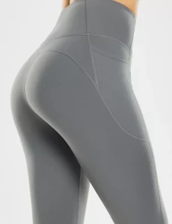 Baleaf Sweatleaf Knee-Length Pocketed Capris^Women Capris